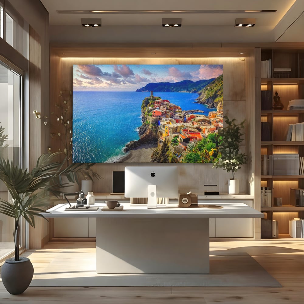 Tablou canvas cu peisaj costier italian cu sat colorat pe stanca, fara rama, pe sasiu de lemn, pe perete intr-un birou